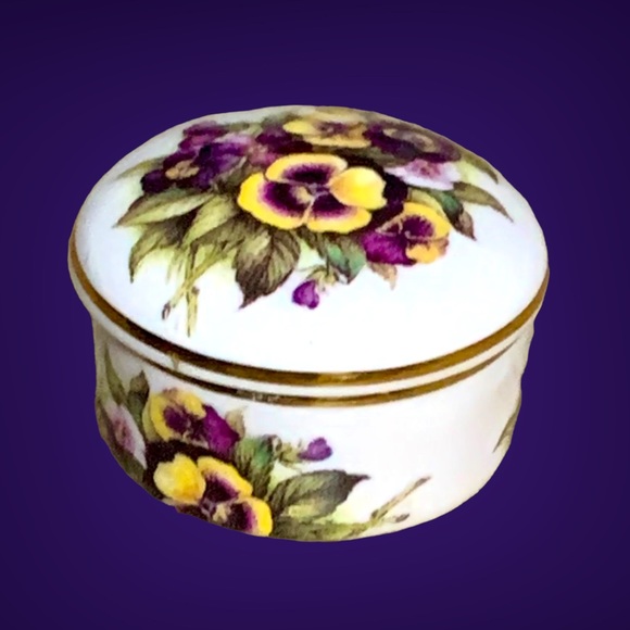 🚩 SOLD 🚩 Fine Bone China Gilded Ring Pill Box Wedding Gift - Picture 5 of 14